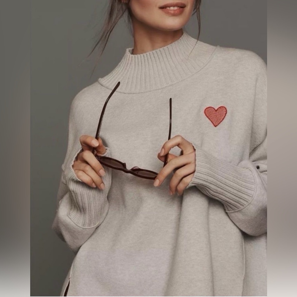 Anthropologie/Maeve Gray Turtleneck Sweater with Red Heart